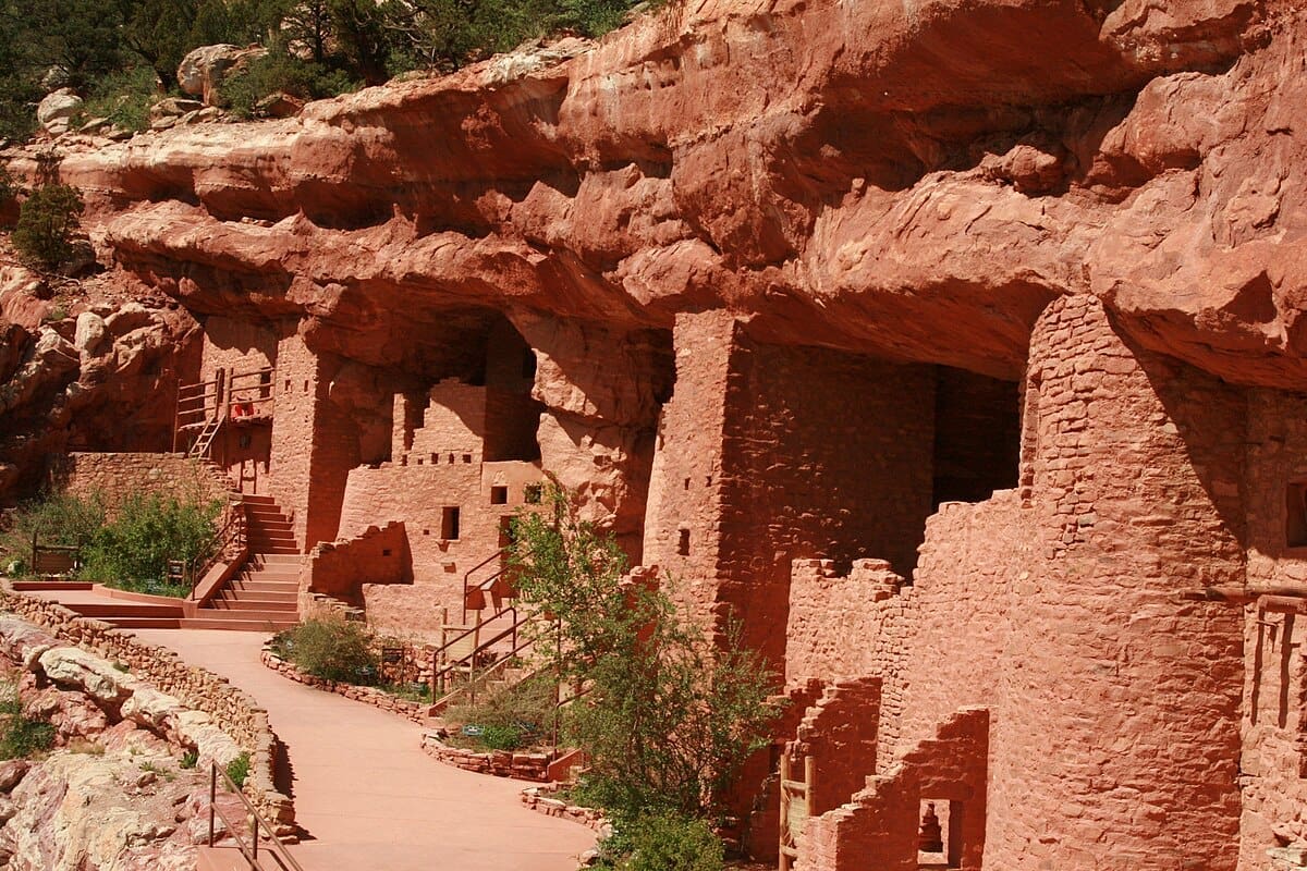 Manitou Cliff Dwellings